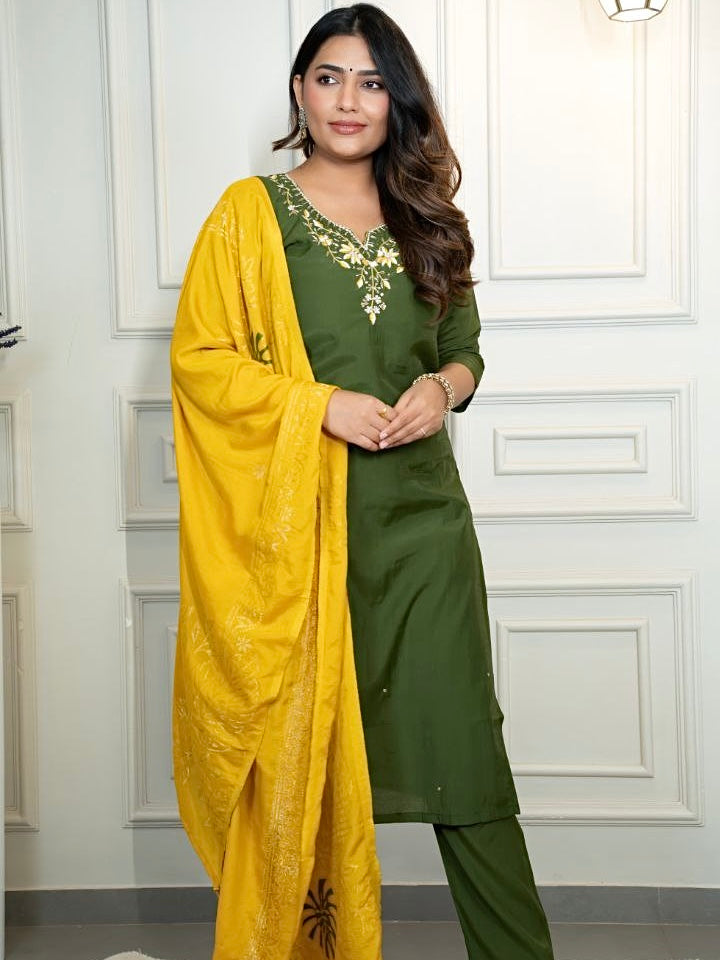 Mahendi Roman Silk Kurti Pant Dupatta Set