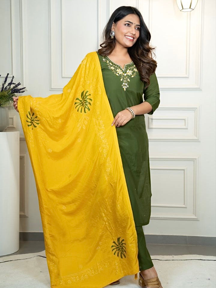 Mahendi Roman Silk Kurti Pant Dupatta Set