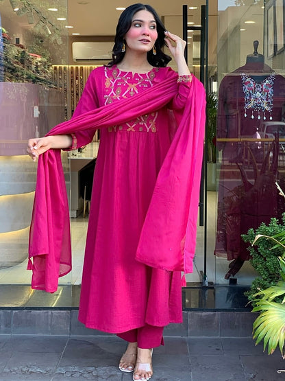 Chhavi Viscose Chanderi Kurti Set with Dupatta