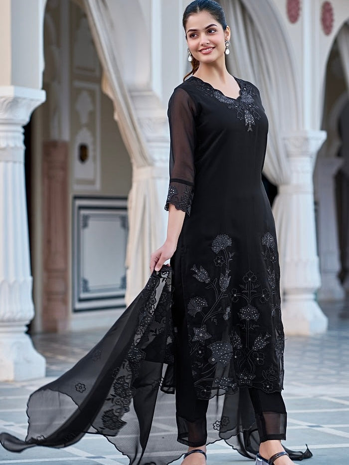 Fox Blooming Georgette Embroidered Kurti Set